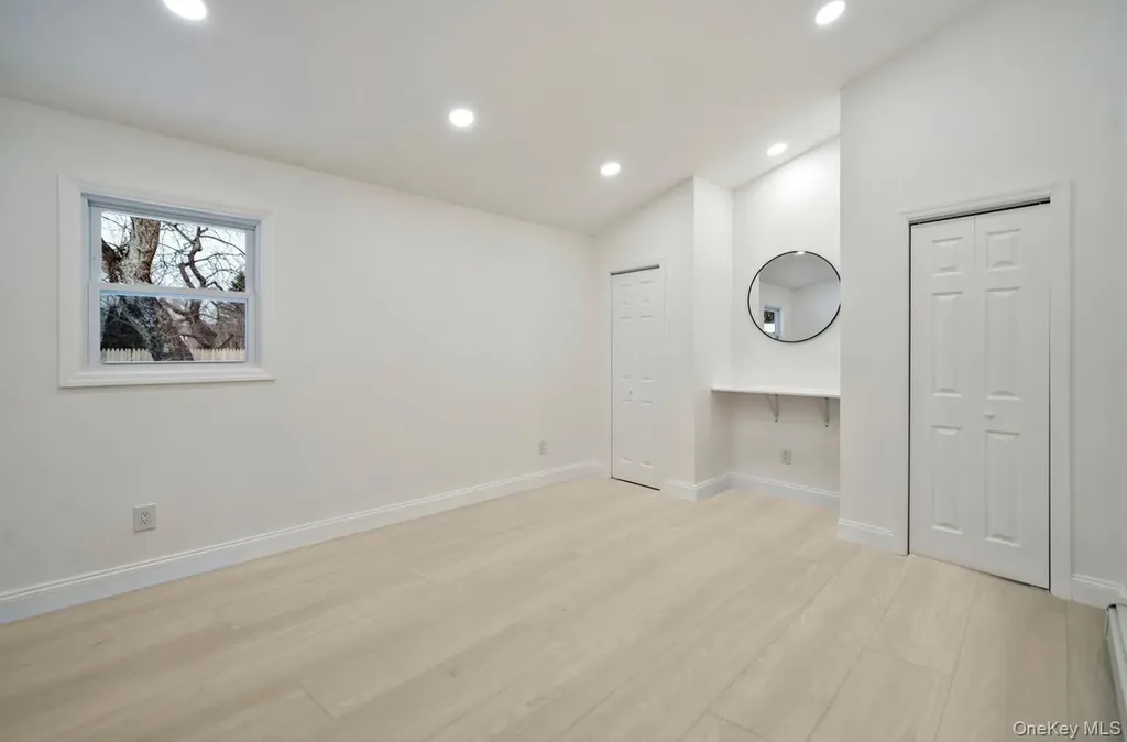 10 Linda Lane Central Islip NY 11722