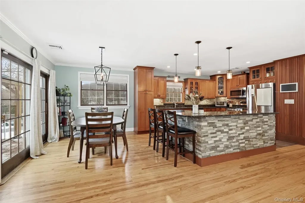 9 Mercury Court Carmel NY 10512