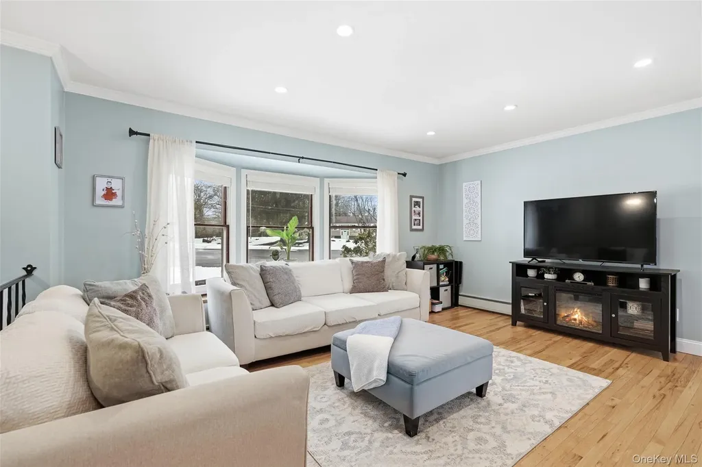 9 Mercury Court Carmel NY 10512