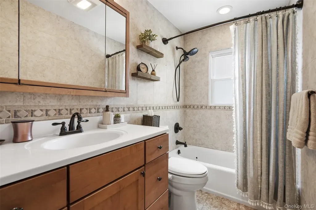 9 Mercury Court Carmel NY 10512
