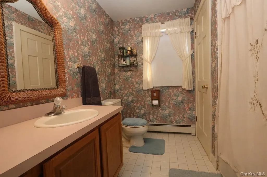 90 S Middletown Road Pearl River NY 10965