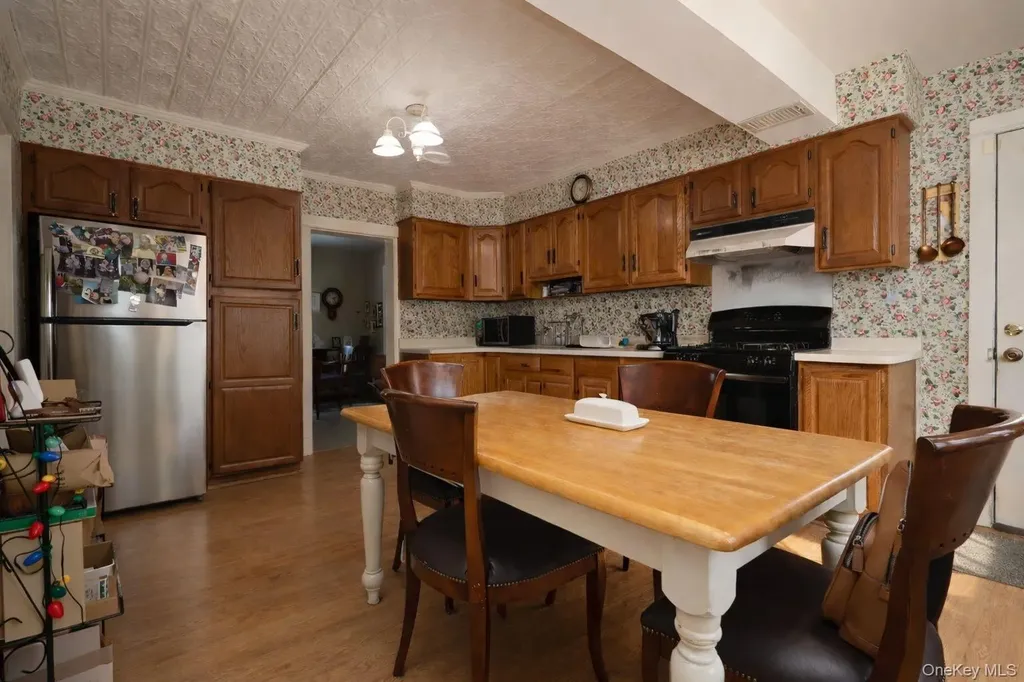 90 S Middletown Road Pearl River NY 10965