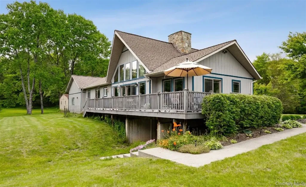 129 Clinton Corners Road Salt Point NY 12578