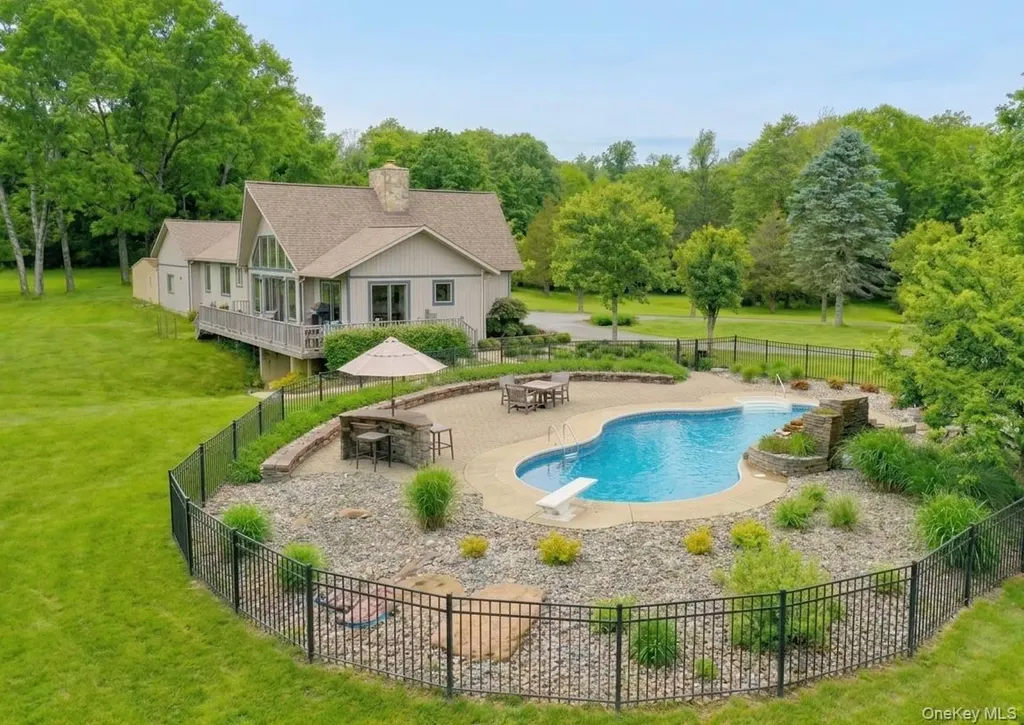 129 Clinton Corners Road Salt Point NY 12578