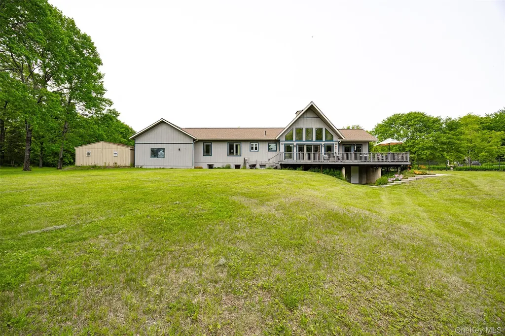 129 Clinton Corners Road Salt Point NY 12578