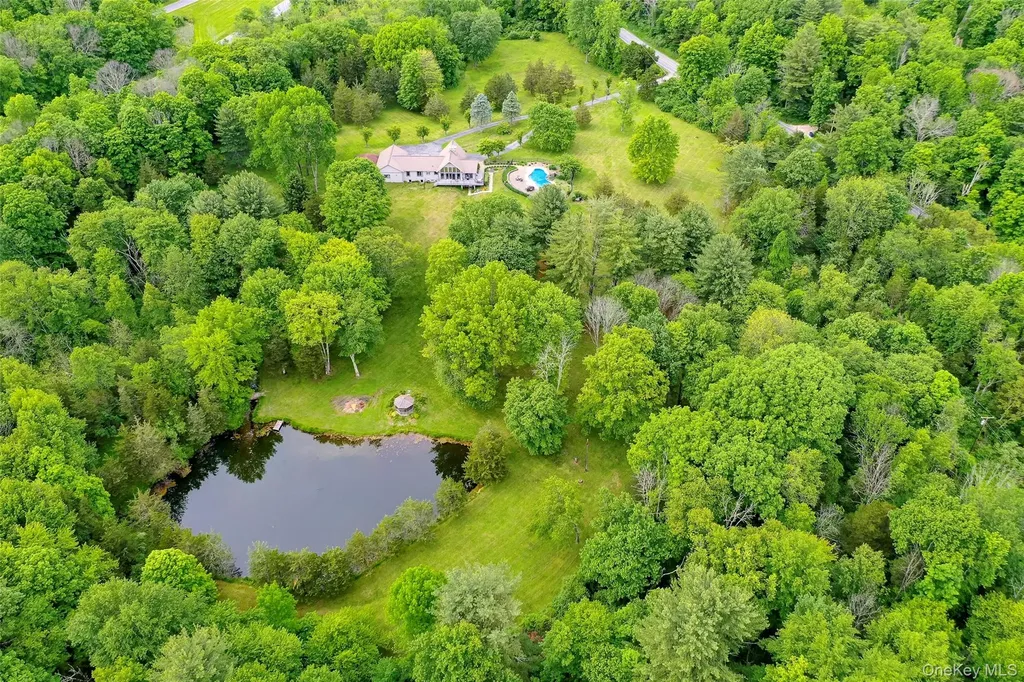129 Clinton Corners Road Salt Point NY 12578