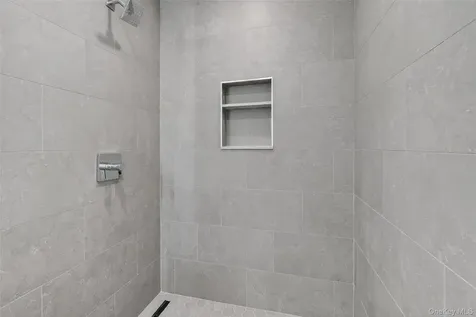 1827 Soundview Court Yorktown Heights NY 10598