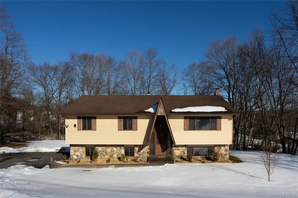 62 Tamarack Hill Drive Poughkeepsie NY 12603