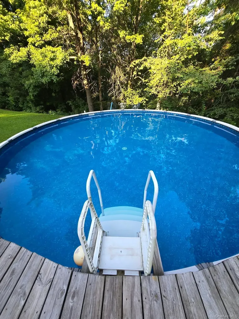62 Tamarack Hill Drive Poughkeepsie NY 12603