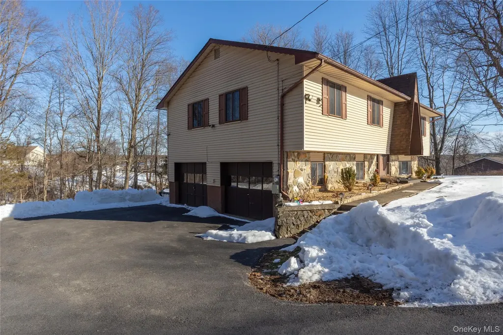 62 Tamarack Hill Drive Poughkeepsie NY 12603