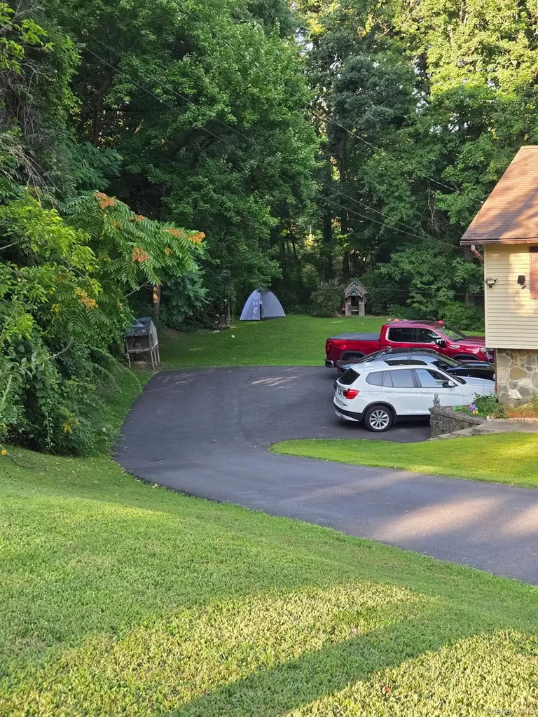 62 Tamarack Hill Drive Poughkeepsie NY 12603