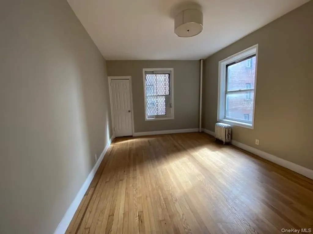 1075 Grand Concourse Bronx NY 10452