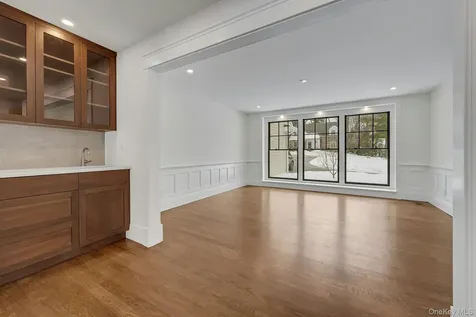 32 Sycamore Road Scarsdale NY 10583