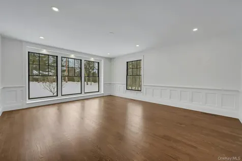 32 Sycamore Road Scarsdale NY 10583