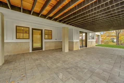 32 Sycamore Road Scarsdale NY 10583