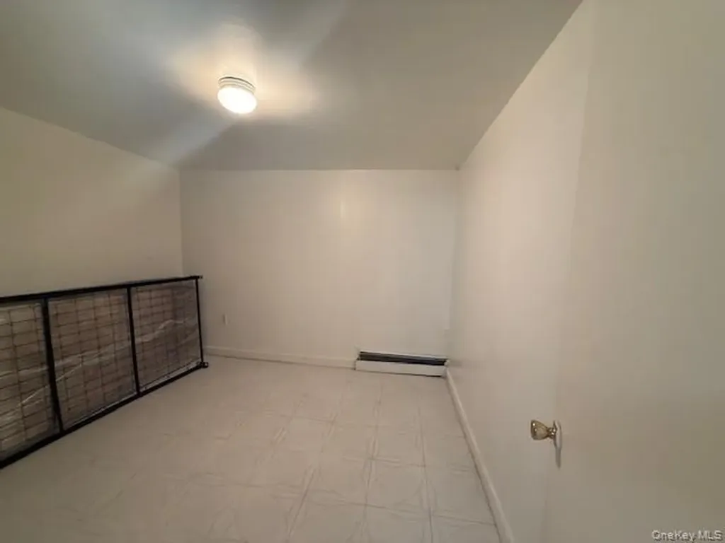 686 Fairview Avenue Ridgewood NY 11385