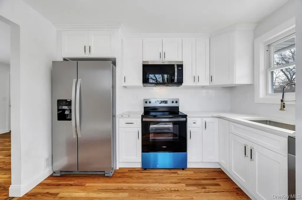 33 Silverpine Drive Amityville NY 11701
