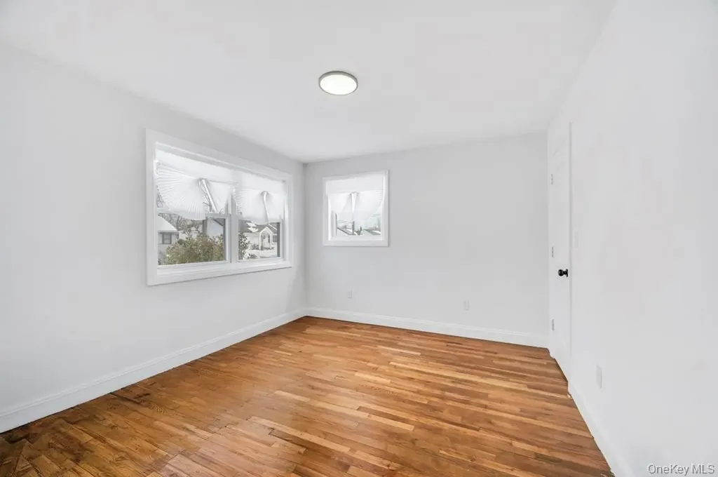 33 Silverpine Drive Amityville NY 11701