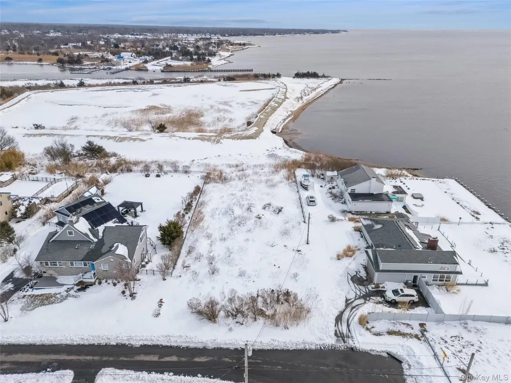 499 Grove Avenue Patchogue NY 11772