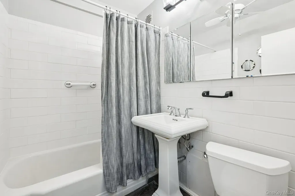4 Putnam Hill Greenwich NY 06830