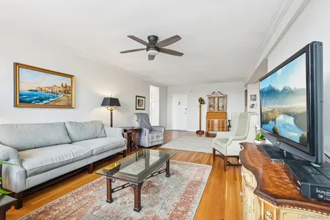 4 Putnam Hill Greenwich NY 06830