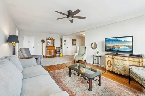 4 Putnam Hill Greenwich NY 06830