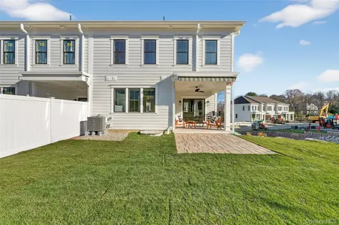1835 Soundview Court Yorktown Heights NY 10598
