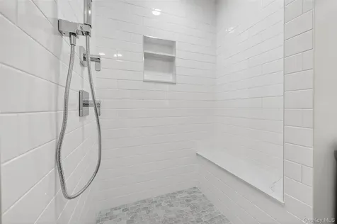1825 Soundview Court Yorktown Heights NY 10598