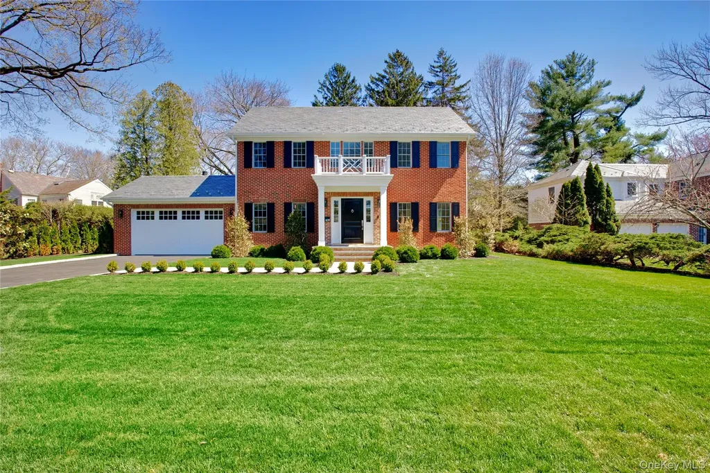 409 Abbey Road Manhasset NY 11030