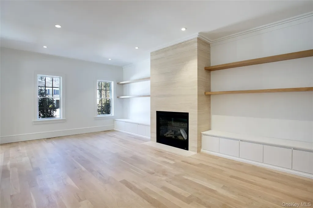 409 Abbey Road Manhasset NY 11030