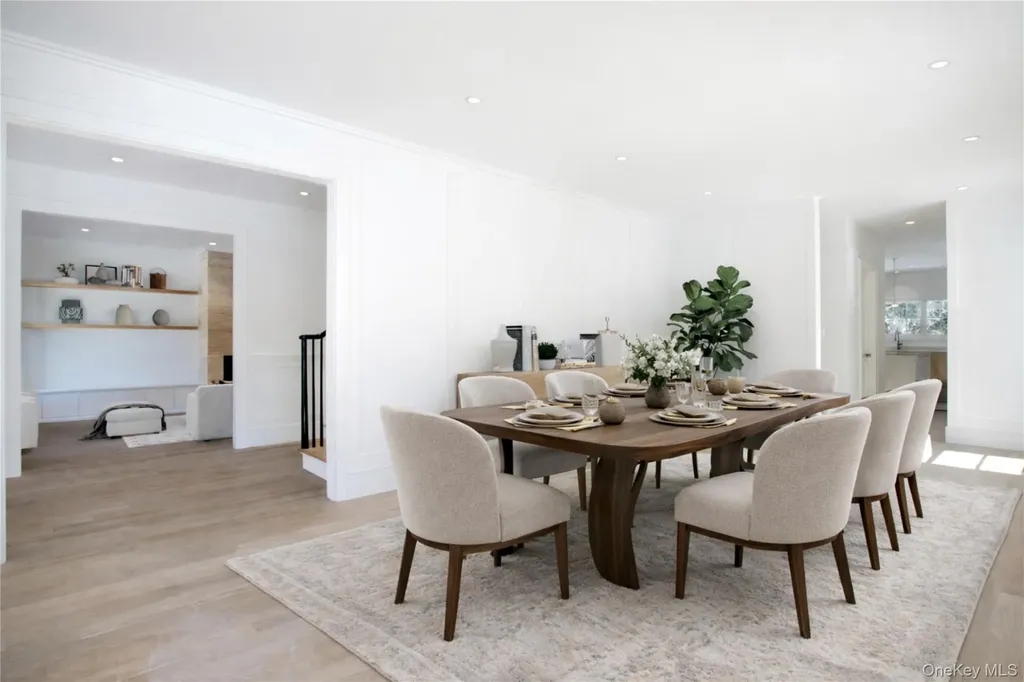 409 Abbey Road Manhasset NY 11030