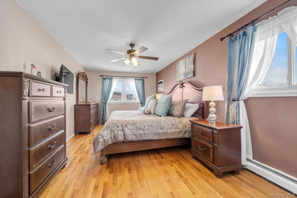 381 Robyn Place East Meadow NY 11554