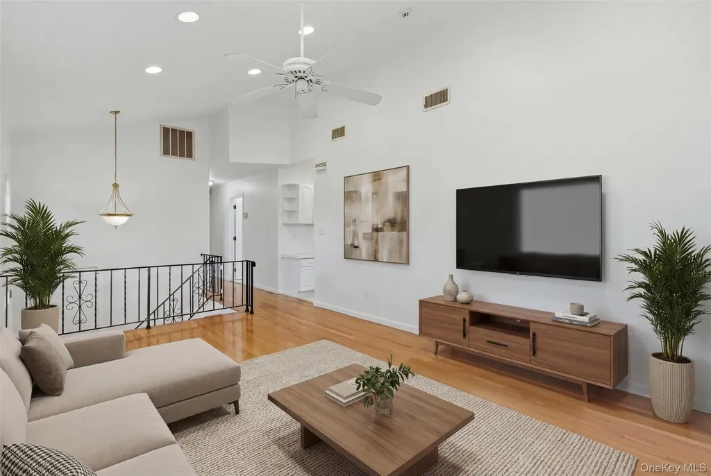20 N Washington Avenue White Plains NY 10603