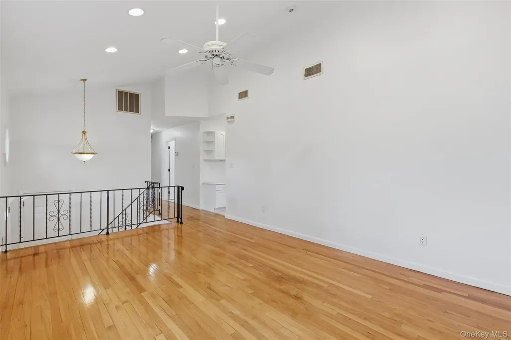 20 N Washington Avenue White Plains NY 10603