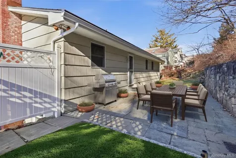 20 N Washington Avenue White Plains NY 10603