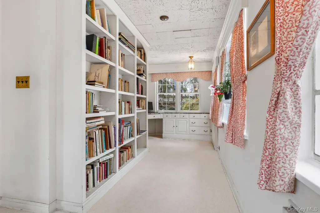686 Forest Avenue Larchmont NY 10538