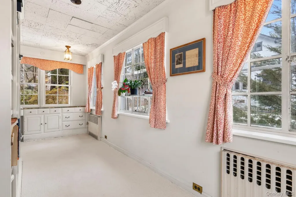 686 Forest Avenue Larchmont NY 10538