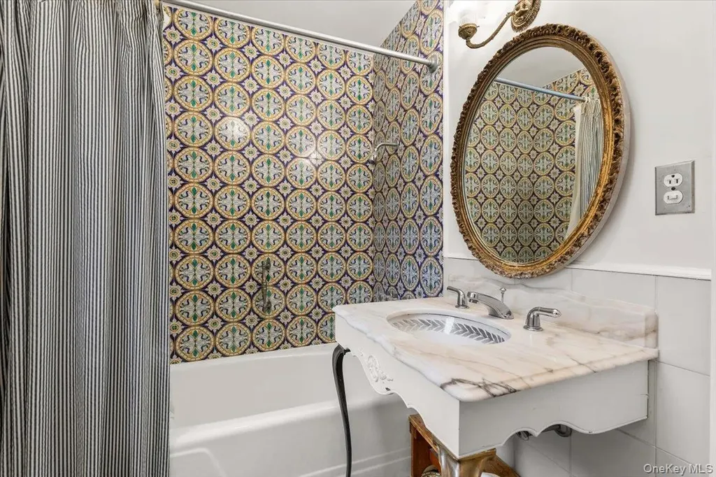 686 Forest Avenue Larchmont NY 10538