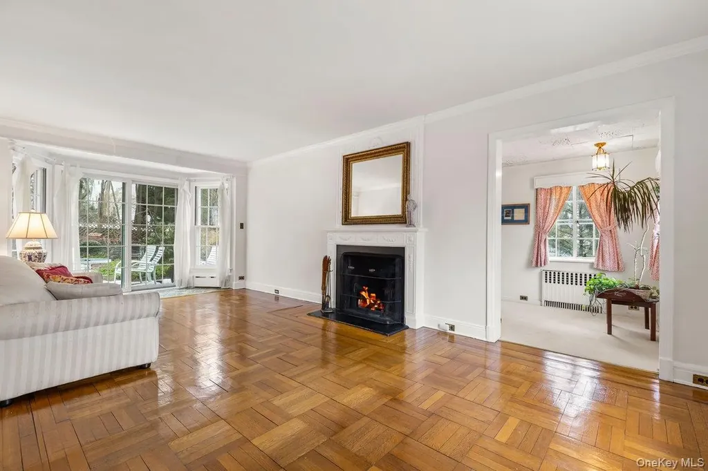 686 Forest Avenue Larchmont NY 10538