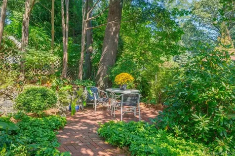 686 Forest Avenue Larchmont NY 10538