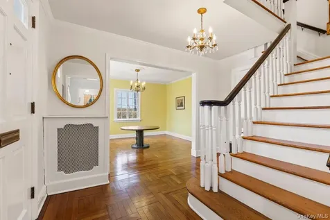 686 Forest Avenue Larchmont NY 10538