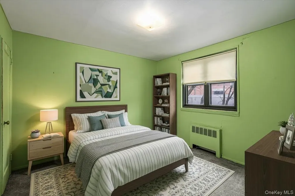 58-33 246th Crescent Douglaston NY 11362