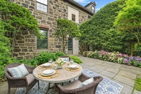 341 Furnace Dock Road Cortlandt Manor NY 10567