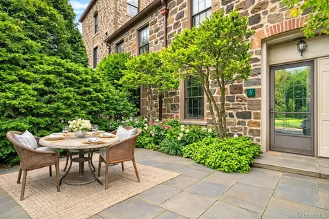 341 Furnace Dock Road Cortlandt Manor NY 10567