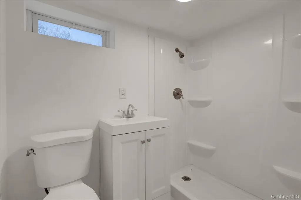 43 Carver Boulevard Bellport NY 11713
