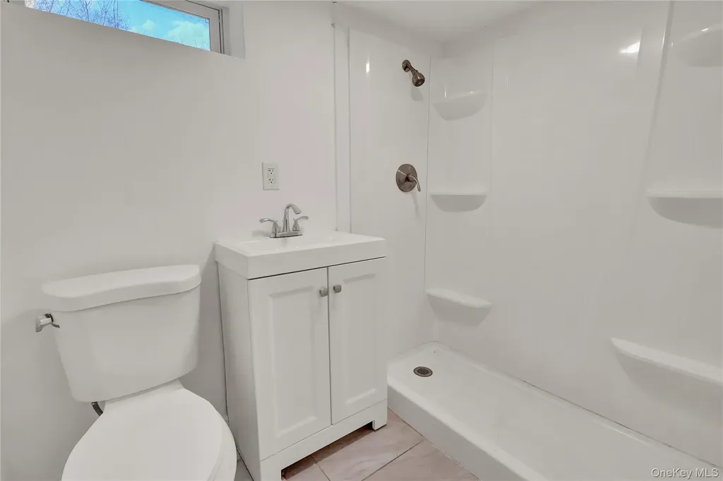 43 Carver Boulevard Bellport NY 11713