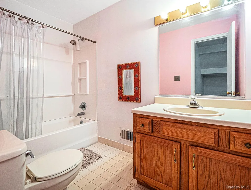 3 Magnolia Lane Warwick NY 10990