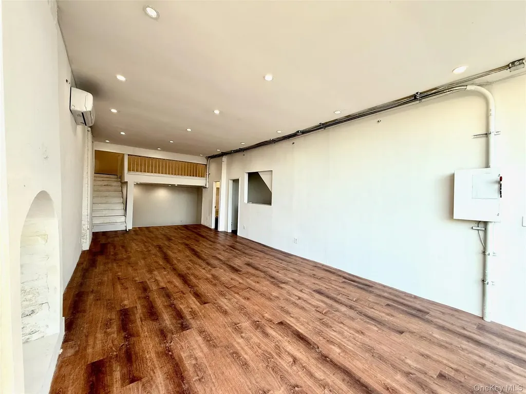 162 Flushing Avenue Brooklyn NY 11205