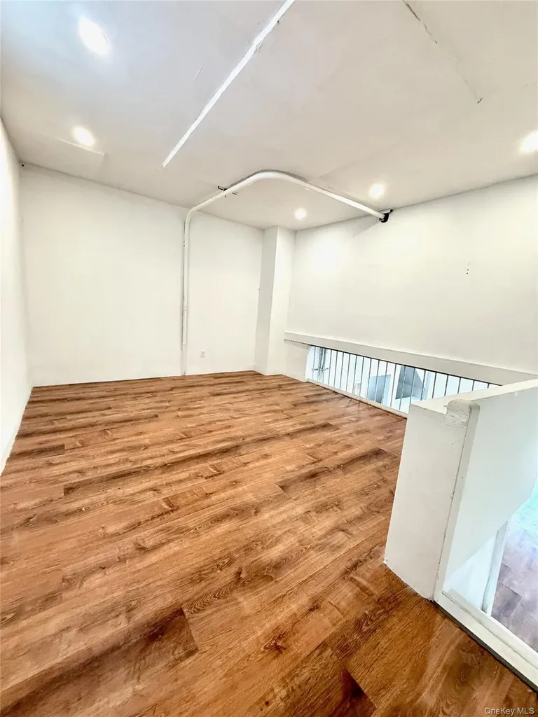 162 Flushing Avenue Brooklyn NY 11205
