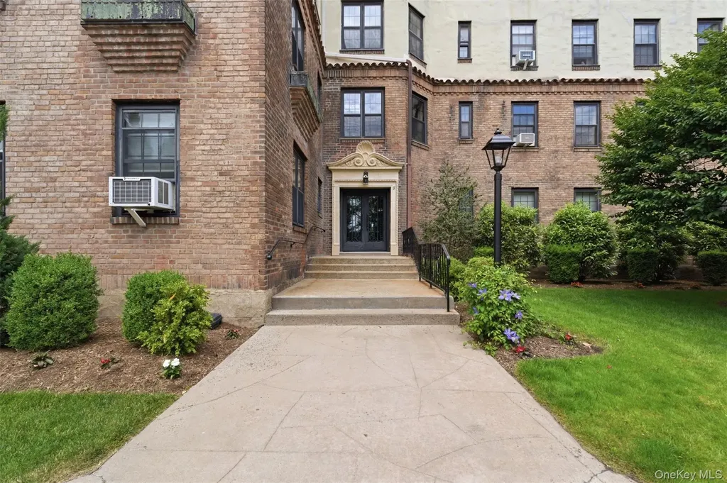 1273 North Avenue New Rochelle NY 10804